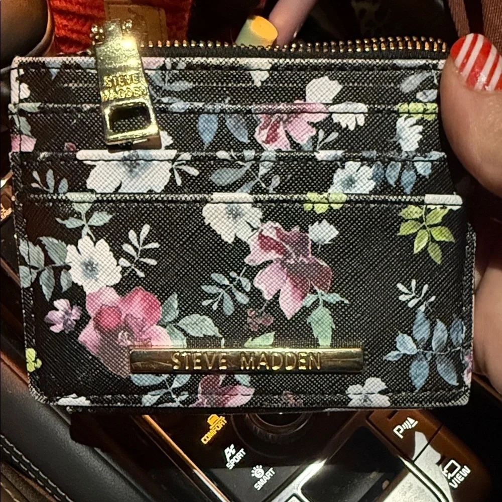 Steve Madden Black Floral Card Holder slot coin purse wallet clutch purse